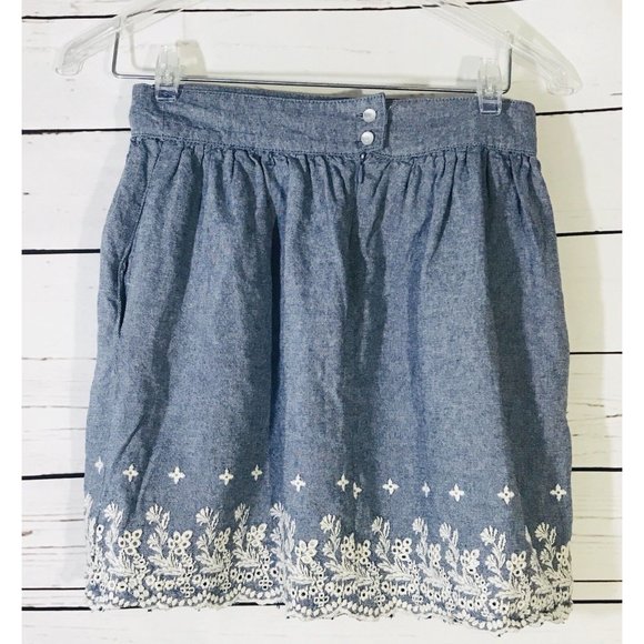 XXI Womens Skirt Demin Blue Floral Sz Small Forever 21 100% Cotton Chambray - Picture 2 of 5